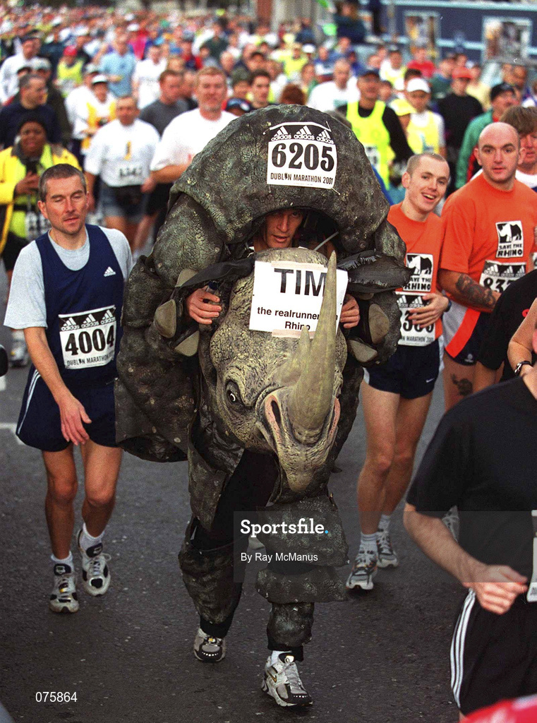 29 October 2001; Britain's Tim Rogers during the adidas Dublin Marathon 2001. Photo by Ray McManus/Sportsfile
