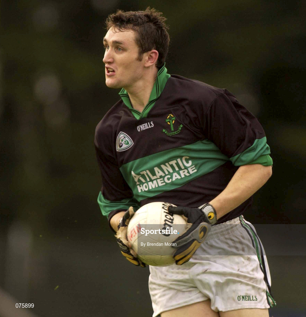27 October 2001; JP O'Neill of Nemo Rangers during the AIB Munster Senior Club Football Championship Quarter-Final match between Nemo Rangers and Doonbeg at Páirc Uí Rinn in Cork. Photo by Brendan Moran/Sportsfile