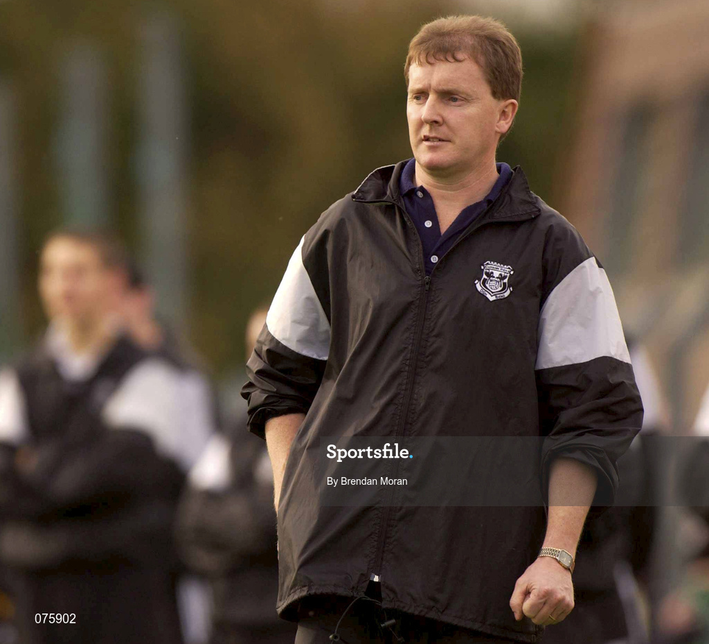 27 October 2001; Doonbeg manager Michael Lynch during the AIB Munster Senior Club Football Championship Quarter-Final match between Nemo Rangers and Doonbeg at Páirc Uí Rinn in Cork. Photo by Brendan Moran/Sportsfile