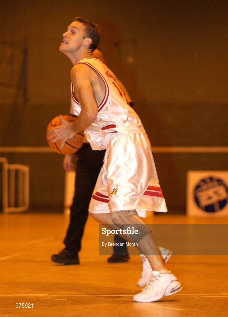 27 October 2001; Barnaby Craddock of Frosties Tigers during the ESB Men's Superleague Basketball match between Gleneagle Killarney and Frosties Tigers at Tralee Sports Centre in Tralee, Kerry. Photo by Brendan Moran/Sportsfile