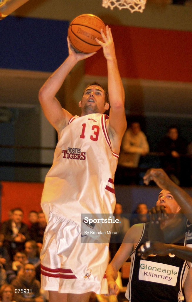27 October 2001; Paul Willscroft of Frosties Tigers during the ESB Men's Superleague Basketball match between Gleneagle Killarney and Frosties Tigers at Tralee Sports Centre in Tralee, Kerry. Photo by Brendan Moran/Sportsfile