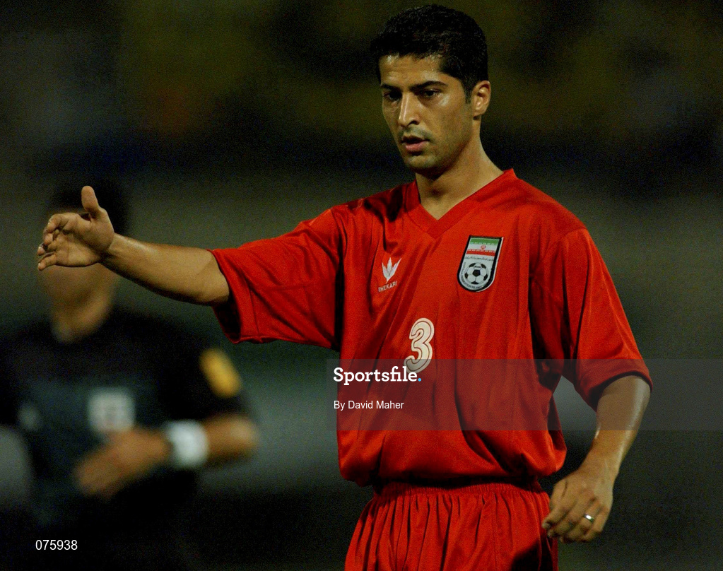 31 October 2001; Mehrdad Minavand of Iran during the 2002 FIFA World Cup AFC Qualification Play-Off 2nd Leg match between United Arab Emirates and Iran the at Al-Nahyan Stadium in Abu Dhabi, United Arab Emirates. Photo by David Maher/Sportsfile