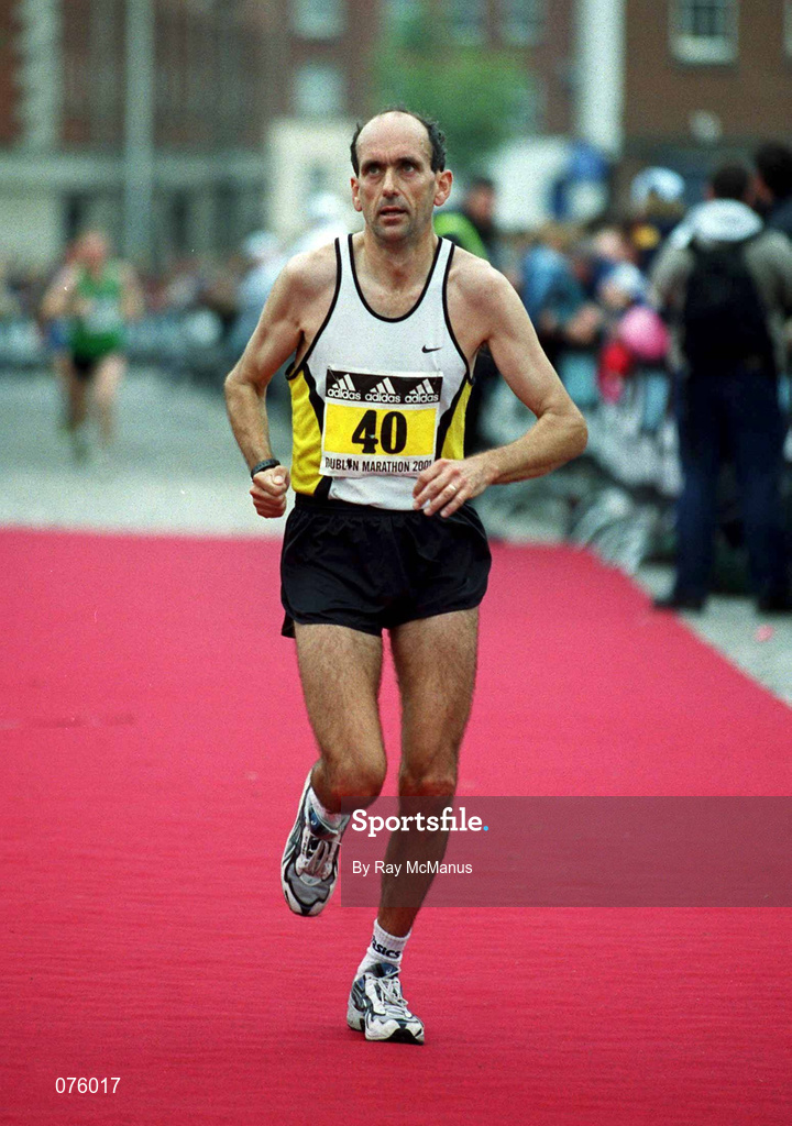 29 October 2001; Gerry Carr, Ireland, during the Adidas Dublin Marathon in Dublin. Photo by Ray McManus/Sportsfile