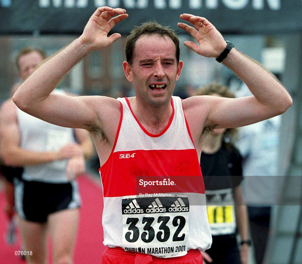 29 October 2001; John Fitzmaurice, Ireland, during the Adidas Dublin Marathon in Dublin. Photo by Ray McManus/Sportsfile