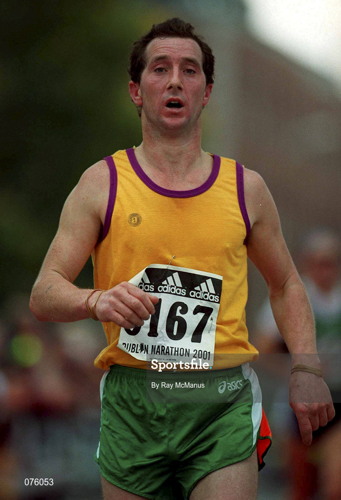 29 October 2001; Eugene Corcoran, Ireland during the adidas Dublin Marathon in Dublin. Photo by Ray McManus/Sportsfile