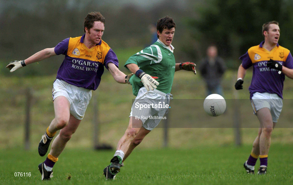 4 November 2001; Aidan Higgins of Charlestown Sarsfields in action against Alan Nolan of Roscommon Gaels, left, during the AIB Connacht Club Senior Football Championship Semi-final match between Charlestown Sarsfields and Roscommon Gaels at Fr O'Hara Memorial Park in Charlestown, Mayo. Photo by Ray McManus/Sportsfile