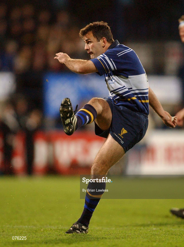 26 October 2001; Nathan Turner of Leinster during the Heineken Cup Pool 6 Round 3 match between Leinster and Newport at Donnybrook Stadium in Dublin. Photo by Brian Lawless/Sportsfile