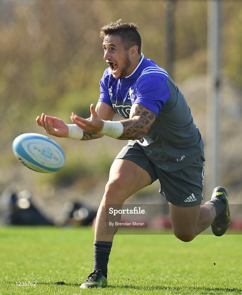 1 November 2016; TJ Perenara of New Zealand during a New Zealand Rugby Squad Training at Toyota Park in Chicago, USA.  Photo by Brendan Moran/Sportsfile