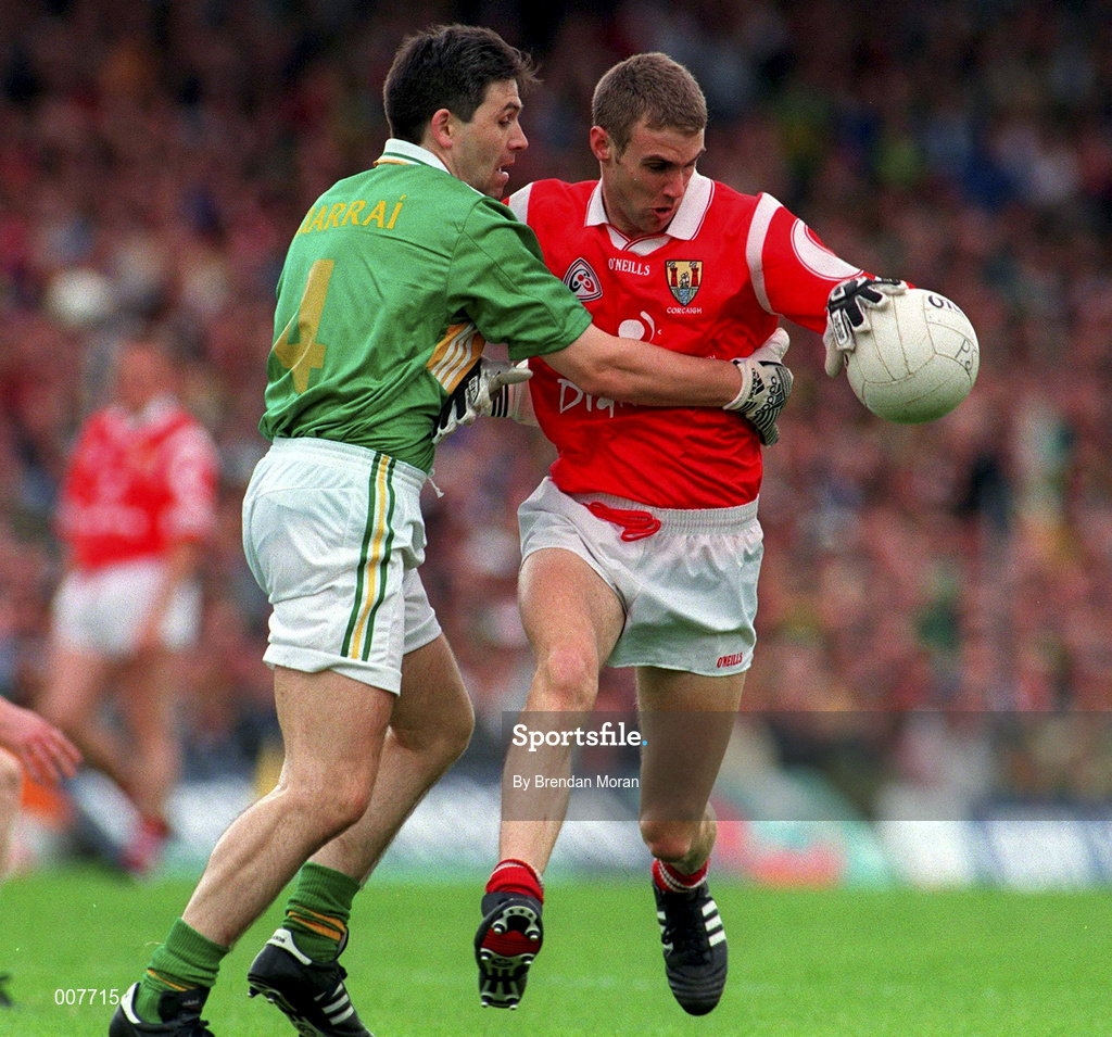 5 July 1998; Alan O'Regan of Cork in action against Stephen Stack of Kerry during the Bank of Ireland Munster Senior Football Championship Semi-Final match between Kerry and Cork at Fitzgerald Stadium in Killarney, Kerry. Photo by Brendan Moran/Sportsfile