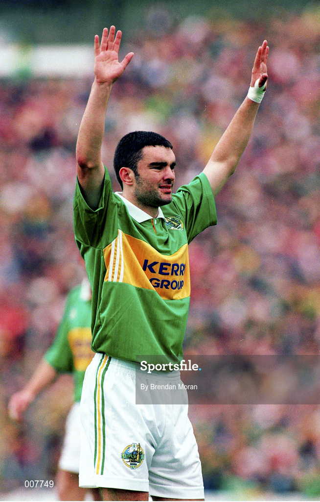 5 July 1998; Barry O'Shea of Kerry during the Bank of Ireland Munster Senior Football Championship Semi-Final match between Kerry and Cork at Fitzgerald Stadium in Killarney, Kerry. Photo by Brendan Moran/Sportsfile