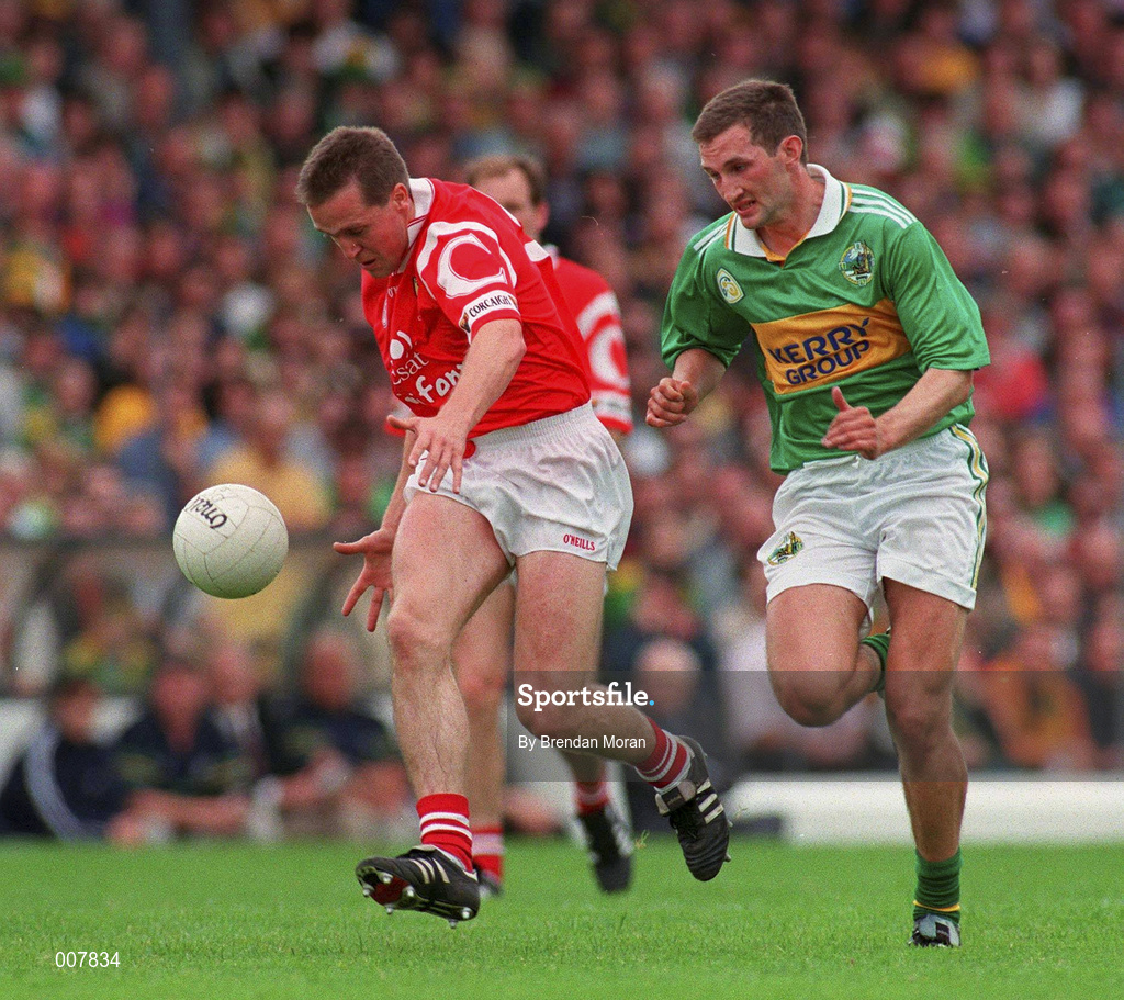 5 July 1998; Ciaran O'Sullivan of Cork in action against Donal Daly of Kerry during the Bank of Ireland Munster Senior Football Championship Semi-Final match between Kerry and Cork at Fitzgerald Stadium in Killarney, Kerry. Photo by Brendan Moran/Sportsfile