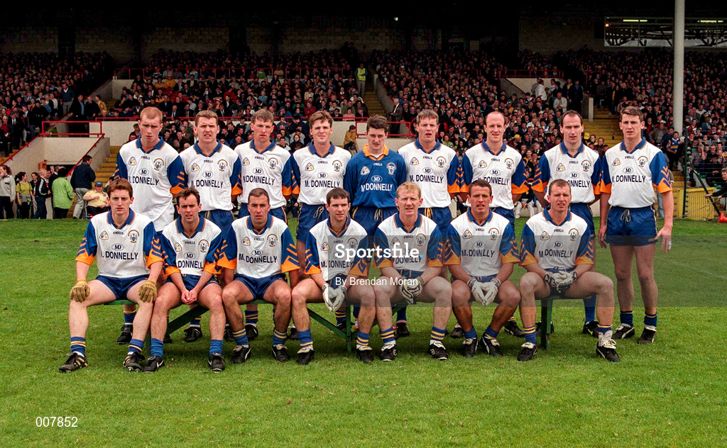 28 June 1998; The Clare team prior to the Bank of Ireland Munster Senior Football Championship Semi-Final match between Tipperary and Clare at the Gaelic Grounds in Limerick. Photo by Brendan Moran/Sportsfile