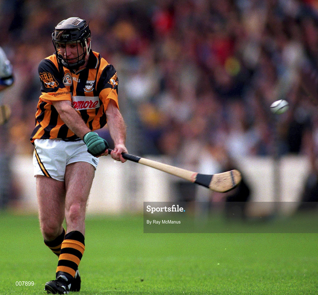14 June 1998; DJ Carey of Kilkenny during the Guinness Leinster Senior Hurling Championship Semi-Final match between Kilkenny and Laois at at Croke Park in Dublin. Photo by Ray McManus/Sportsfile