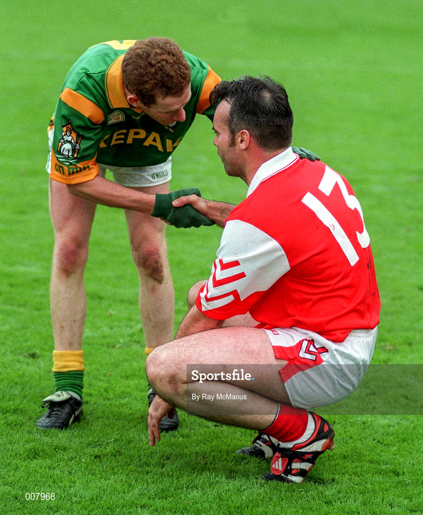 28 June 1998; Donal Curtis of Meath consoles Stefan White of Louth after Louths narrow defeat following the Leinster Senior Football Championship Semi-Final match between Meath and Louth at Croke Park in Dublin. Photo by Ray McManus/Sportsfile