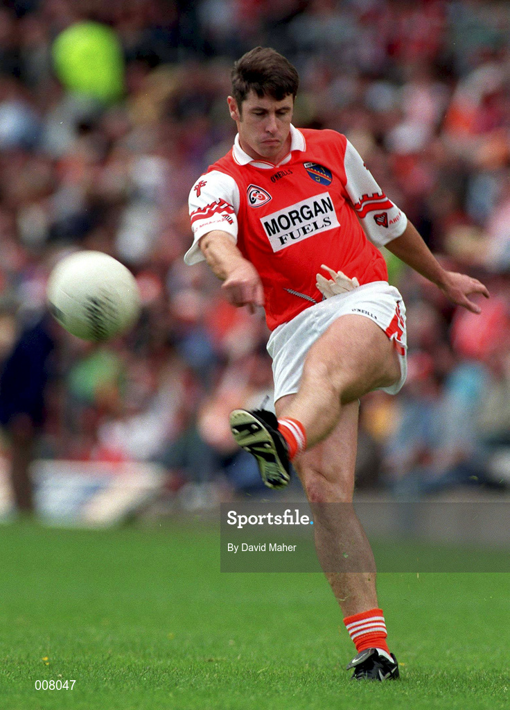 28 June 1998; Ger Houlihan of Armagh during the Bank of Ireland Ulster Senior Football Championship Semi-Final match between Armagh and Derry at St Tiernach's Park in Clones, Monaghan. Photo by David Maher/Sportsfile