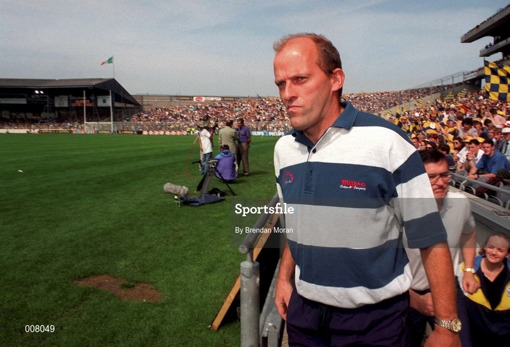 10 August 1997; Clare manager Ger Loughnane walks out ahead of the Guinness All-Ireland Senior Hurling Championship Semi-Final match between Clare and Kilkenny at Croke Park in Dublin. Photo by Brendan Moran/Sportsfile