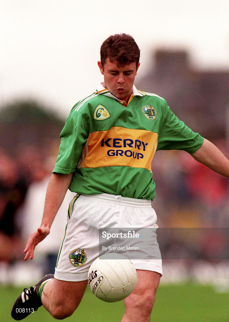 5 July 1998; Denis O'Dwyer of Kerry during the Bank of Ireland Munster Senior Football Championship Semi-Final match between Kerry and Cork at Fitzgerald Stadium in Killarney, Kerry. Photo by Brendan Moran/Sportsfile