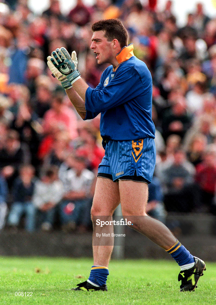 28 June 1998; Derek Thompson of Roscommon during the Bank of Ireland Connacht Senior Football Championship Semi-Final match between Roscommon and Sligo at Dr Hyde Park in Roscommon. Photo by Matt Browne/Sportsfile