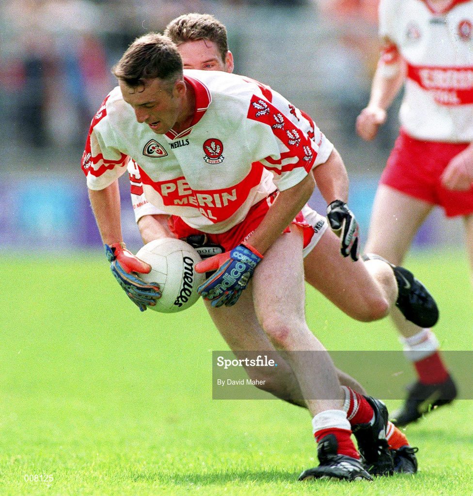 28 June 1998; Dermot Dougan of Derry during the Bank of Ireland Ulster Senior Football Championship Semi-Final match between Armagh and Derry at St Tiernach's Park in Clones, Monaghan. Photo by David Maher/Sportsfile