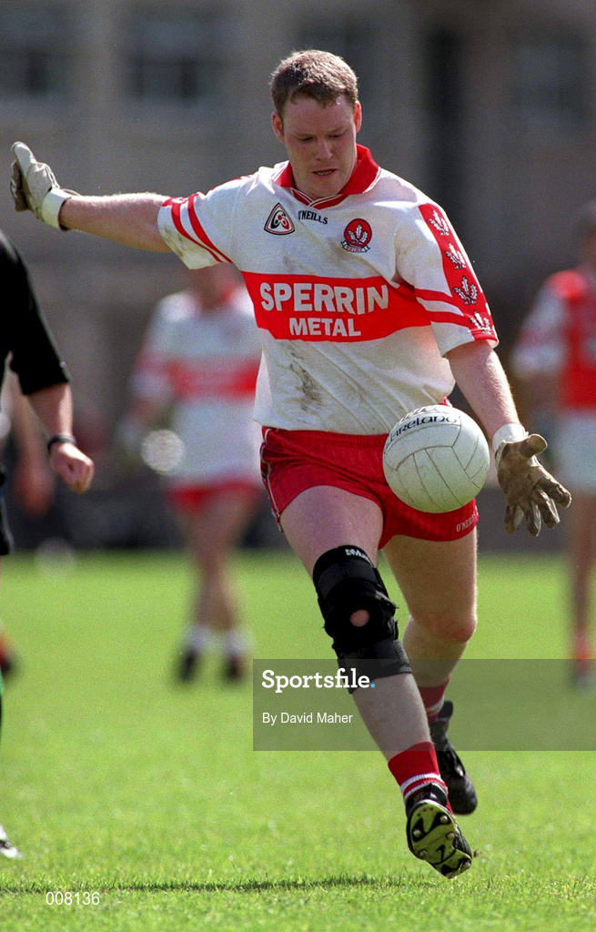 28 June 1998; Dermot Heaney of Derry during the Bank of Ireland Ulster Senior Football Championship Semi-Final match between Armagh and Derry at St Tiernach's Park in Clones, Monaghan. Photo by David Maher/Sportsfile
