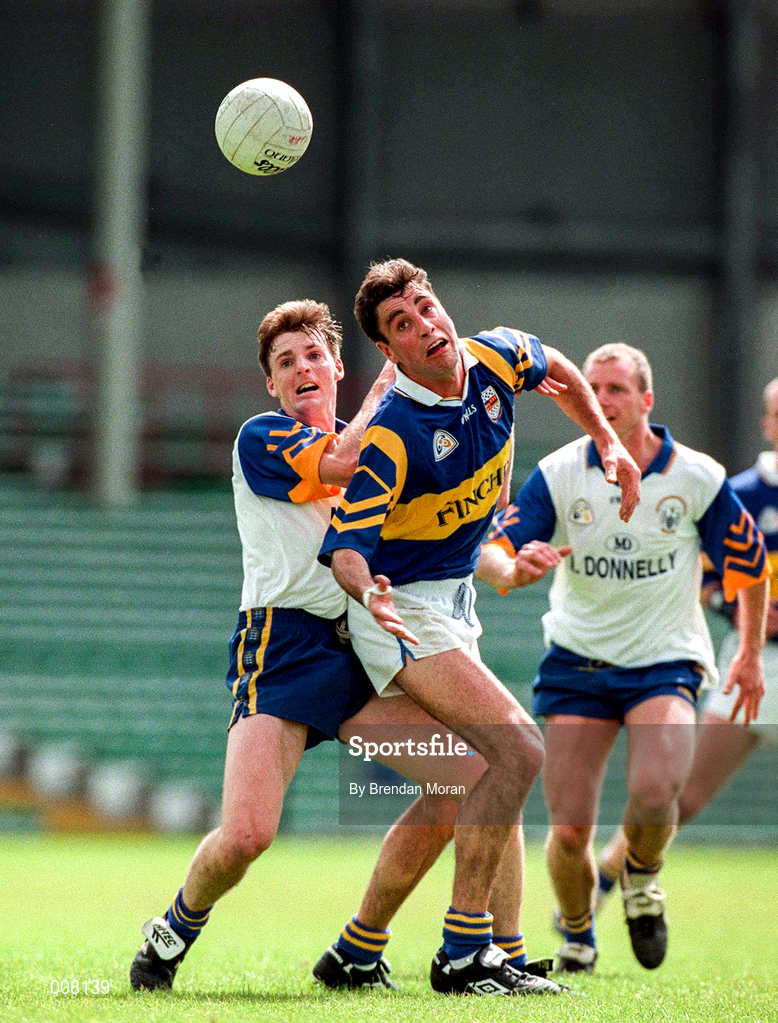 28 June 1998; Derry Foley of Tipperary in action against Joe Considine of Clare during the Bank of Ireland Munster Senior Football Championship Semi-Final match between Tipperary and Clare at the Gaelic Grounds in Limerick. Photo by Brendan Moran/Sportsfile