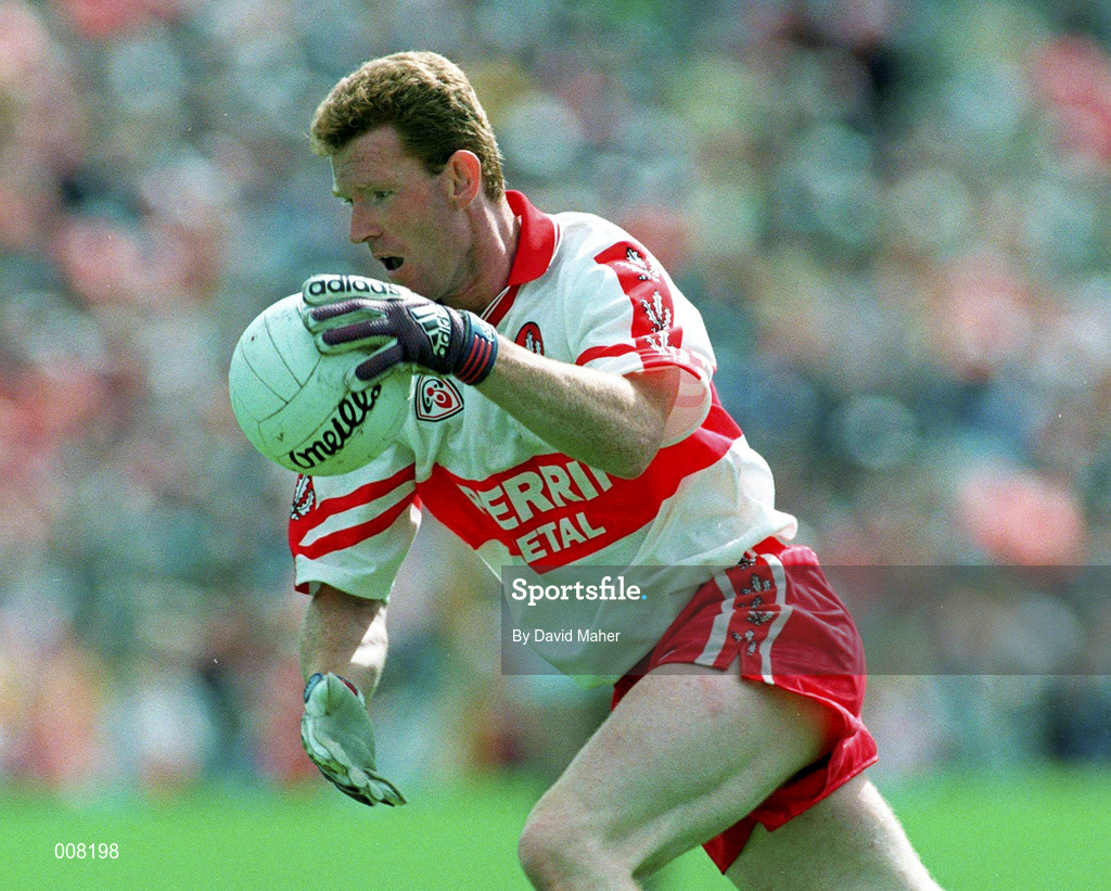 28 June 1998; Gary McGill of Derry during the Bank of Ireland Ulster Senior Football Championship Semi-Final match between Armagh and Derry at St Tiernach's Park in Clones, Monaghan. Photo by David Maher/Sportsfile