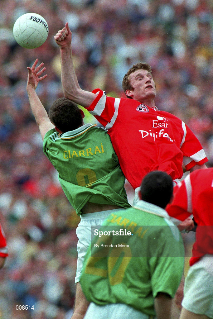 5 July 1998; Nicholas Murphy of Cork in action against Donal Daly of Kerry during the Bank of Ireland Munster Senior Football Championship Semi-Final match between Kerry and Cork at Fitzgerald Stadium in Killarney, Kerry. Photo by Brendan Moran/Sportsfile