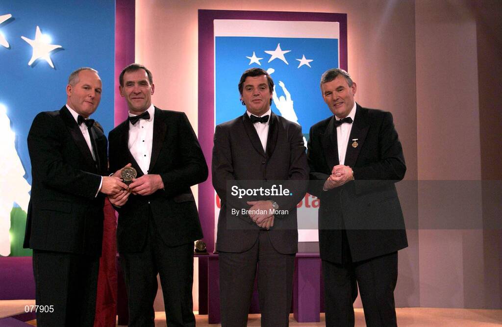 28 November 2001; Frank Cummins, Kilkenny, who was presented with a Supreme Allstar Hurling Award, by Paul Donovan, left, Chief Executive, Eircell Vodafone at the Eircell Vodafone Allstar Awards at the Citywest Hotel, Dublin. Also in picture are Michael Roche, Managing Editor, Independent Newspapers, and Sean McCague, President of the GAA. Photo by Brendan Moran/Sportsfile