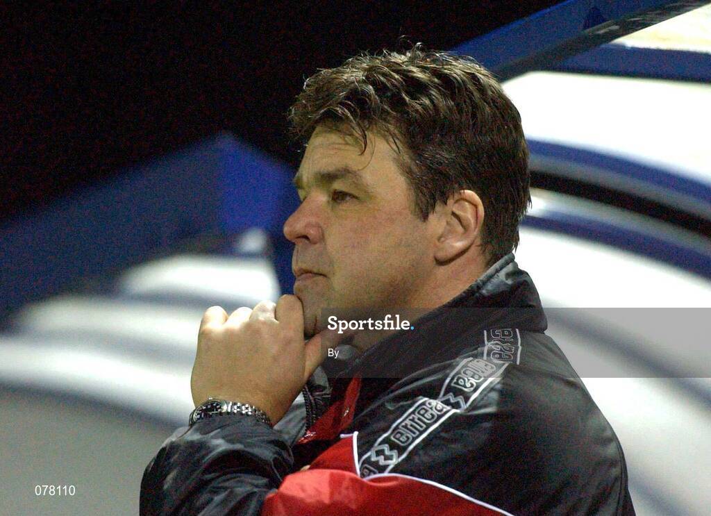 8 December 2001; Dermot O'Neill, Longford Town techical staff member.Soccer. Picture credit; David Maher / SPORTSFILE *EDI*