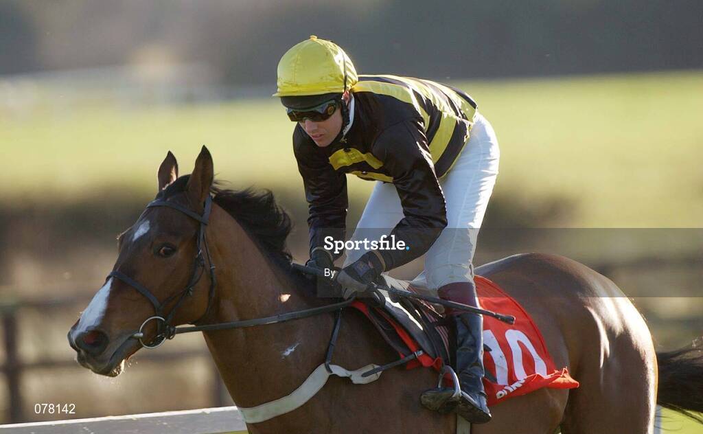 9 December 2001; John James with Charlie Swan up, Horse Racing. Picture credit; Damien Eagers / SPORTSFILE *EDI*