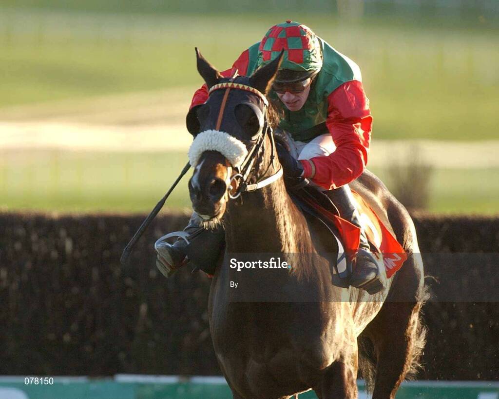 9 December 2001; Falcon Du Coteau with Paul Carberry up, Horse Racing. Picture credit; Damien Eagers / SPORTSFILE *EDI*
