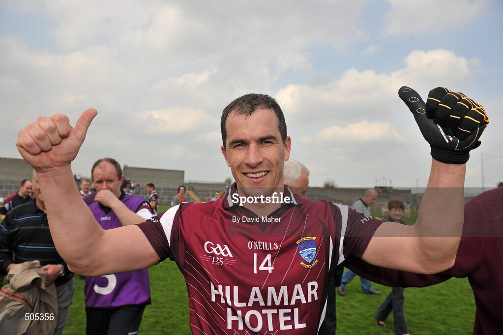 10 April 2011; Dessie Dolan, Westmeath, celebrates at the end of the game after victory over Offaly. Allianz Football League, Division 2, Round 7, Westmeath v Offaly, Cusack Park, Mullingar, Co. Westmeath. Picture credit: David Maher / SPORTSFILE