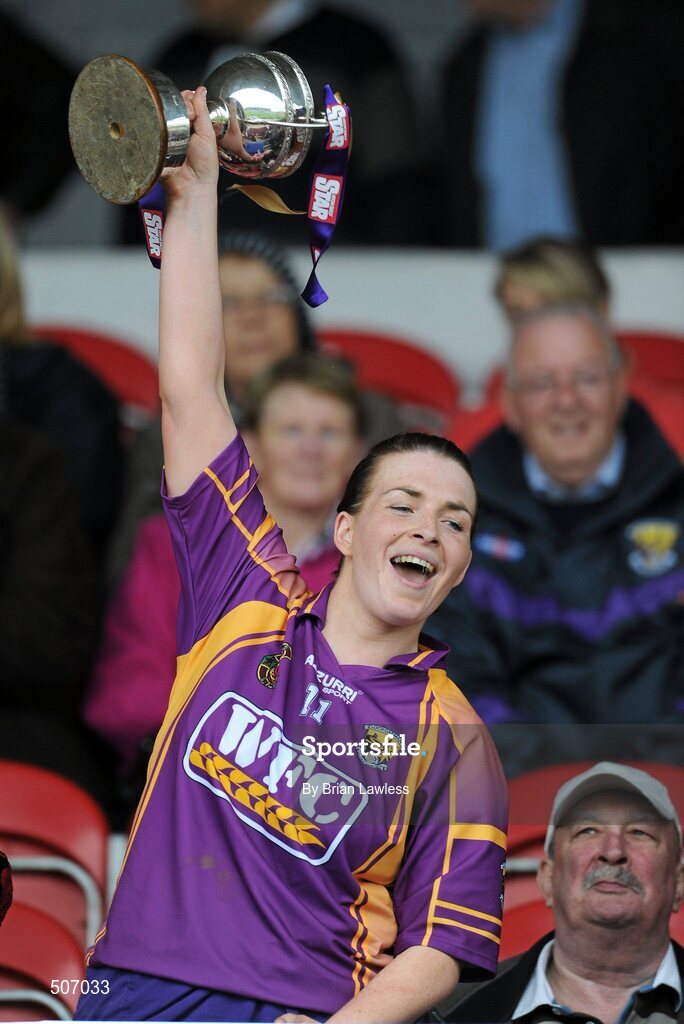 17 April 2011; Ursula Jacob, Wexford, lifts the cup. Irish Daily Star Camogie League, Division 1, Final, Galway v Wexford, Semple Stadium, Thurles, Co. Tipperary. Picture credit: Brian Lawless / SPORTSFILE