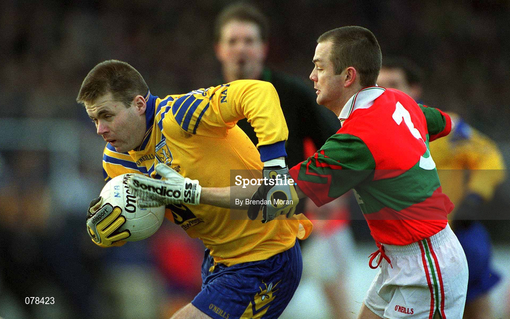 16 December 2001; Dessie Farrell of Na Fianna in action against Mark Coffey of Rathnew during the AIB Leinster Senior Club Football Championship Final match between Na Fianna and Rathnew at St Conleth's Park in Newbridge, Kildare. Photo by Brendan Moran/Sportsfile
