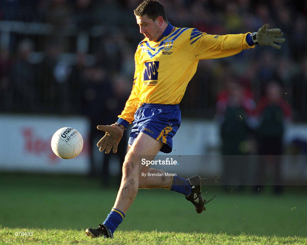 16 December 2001; Senan Connell of Na Fianna during the AIB Leinster Senior Club Football Championship Final match between Na Fianna and Rathnew at St Conleth's Park in Newbridge, Kildare. Photo by Brendan Moran/Sportsfile
