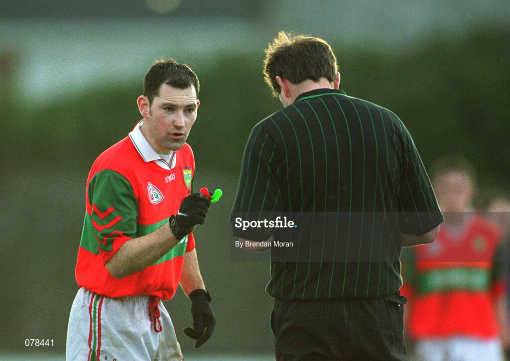 16 December 2001; Trevor Doyle of Rathnew has a word with referee Mick Monahan during the AIB Leinster Senior Club Football Championship Final match between Na Fianna and Rathnew at St Conleth's Park in Newbridge, Kildare. Photo by Brendan Moran/Sportsfile