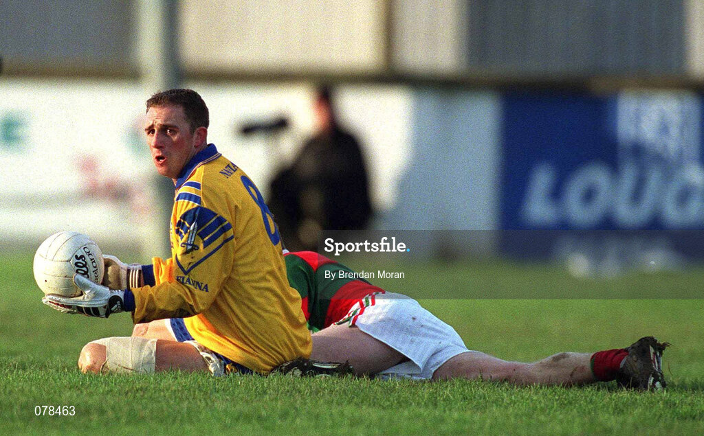 16 December 2001; Karl Donnelly of Na Fianna during the AIB Leinster Senior Club Football Championship Final match between Na Fianna and Rathnew at St Conleth's Park in Newbridge, Kildare. Photo by Brendan Moran/Sportsfile