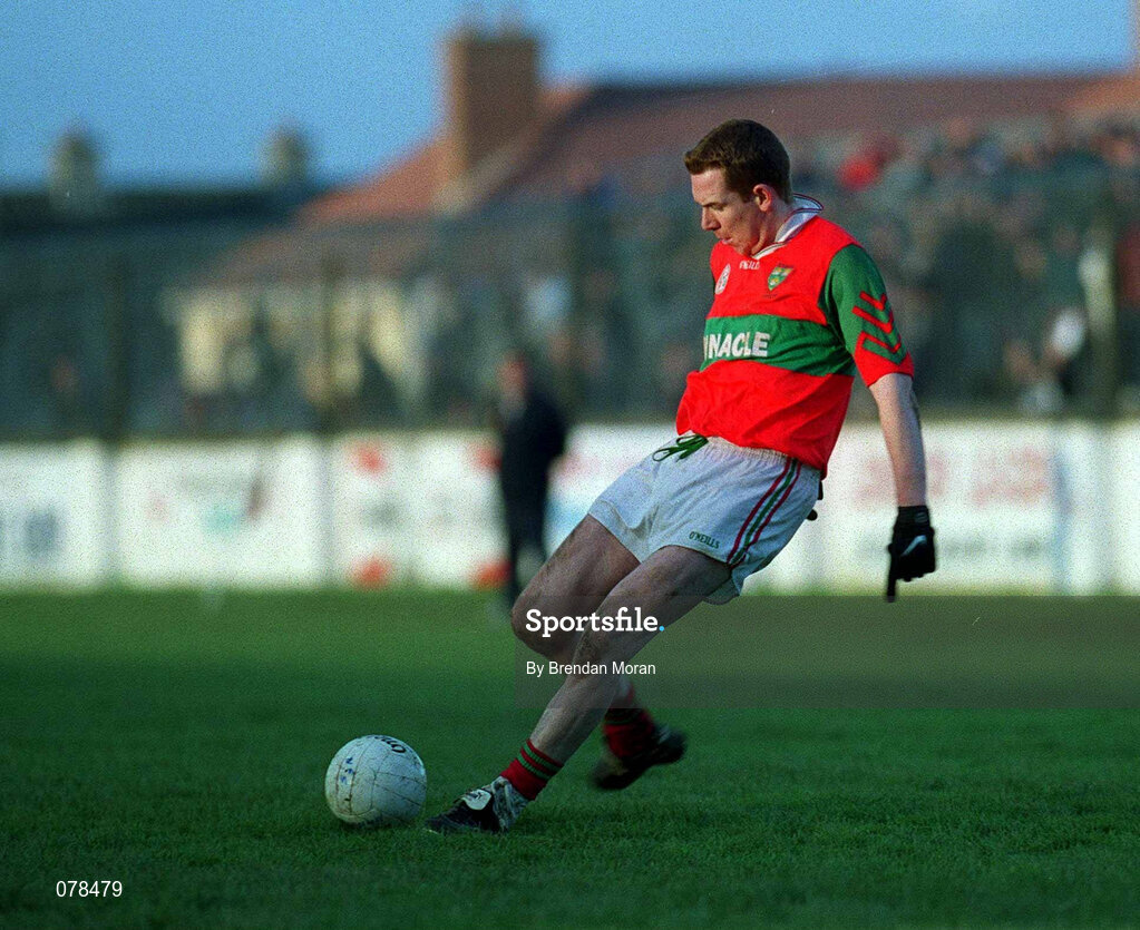 16 December 2001; Darren Coffey of Rathnew during the AIB Leinster Senior Club Football Championship Final match between Na Fianna and Rathnew at St Conleth's Park in Newbridge, Kildare. Photo by Brendan Moran/Sportsfile