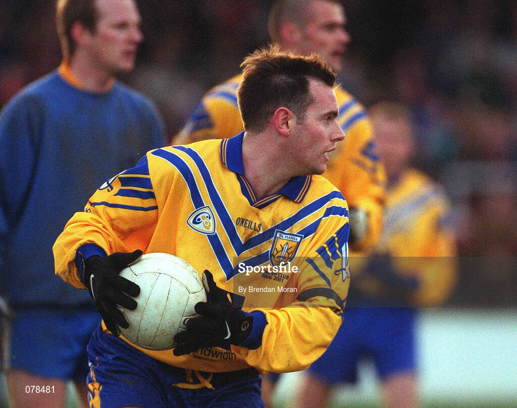 16 December 2001; Tommo Lynch of Na Fianna during the AIB Leinster Senior Club Football Championship Final match between Na Fianna and Rathnew at St Conleth's Park in Newbridge, Kildare. Photo by Brendan Moran/Sportsfile