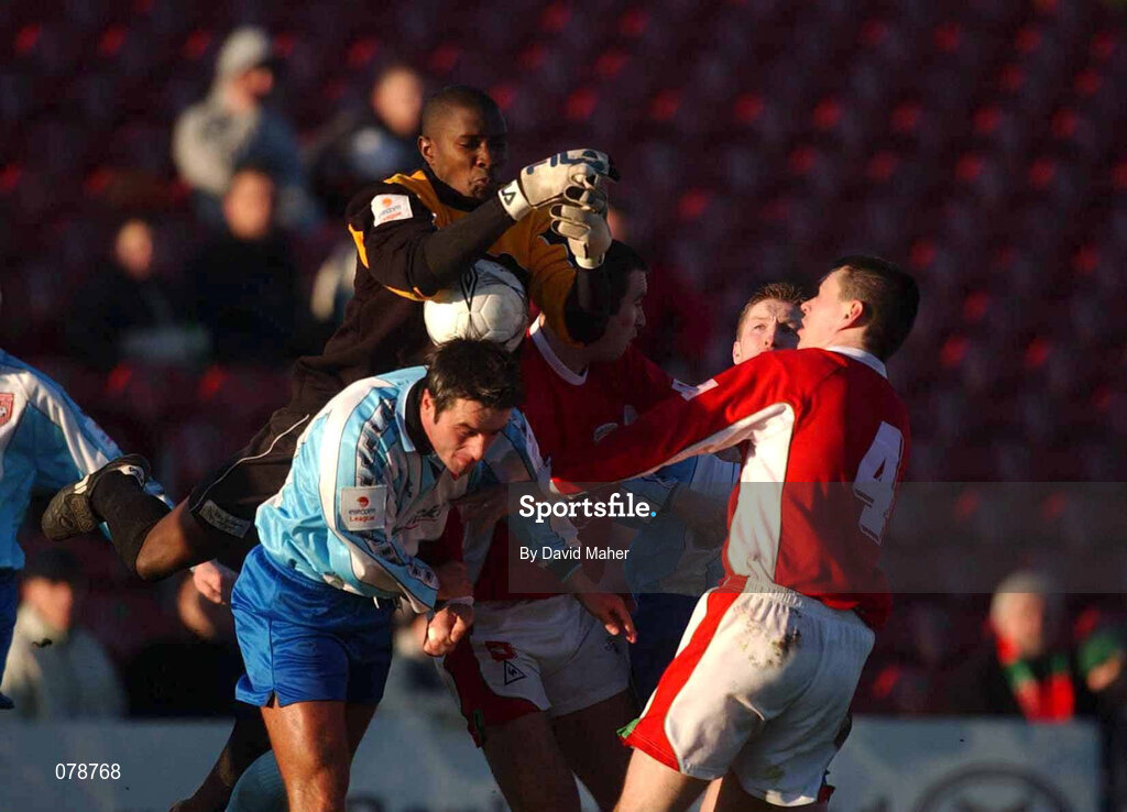 30 December 2001;  Russell Payne and Darren Kelly of Derry City in action against Stephen Napier of Cork City during the eircom League Premier Division match between Cork City and Derry City at Turners Cross in Dublin. Photo by David Maher/Sportsfile