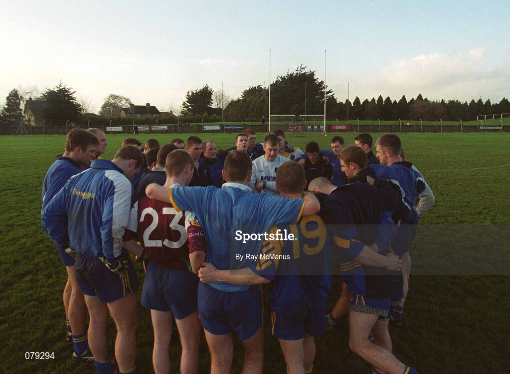 13 January 2001; Wicklow Manager John O'Leary gives instruction to his team prior to the O'Byrne Cup Semi-Final match between Louth and Wicklow at O'Raghallaighs GAA Club in Drogheda, Louth. Photo by Ray McManus/Sportsfile