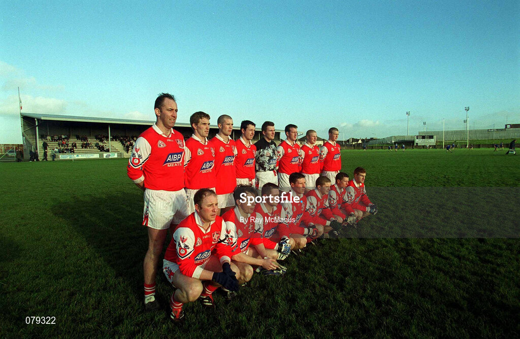 13 January 2002; The Louth team prior to the O'Byrne Cup Semi-Final match between Louth and Wicklow at O'Raghallaighs GAA Club in Drogheda, Louth. Photo by Ray McManus/Sportsfile