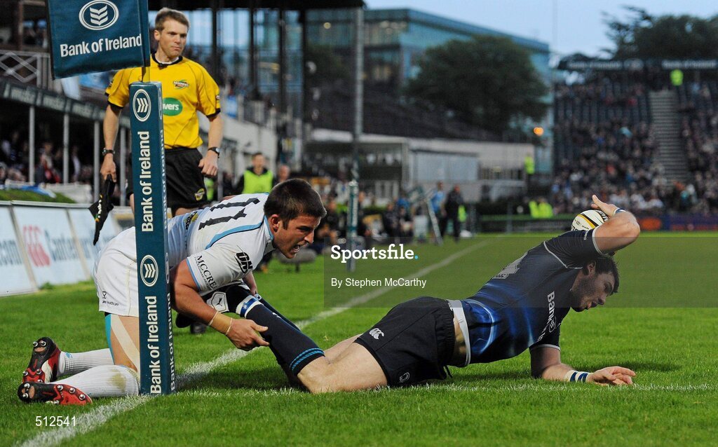 6 May 2011; Shane Horgan, Leinster, goes over for his side's first try despite the attempts of DTH Van Der Merwe, Glasgow Warriors. Celtic League, Leinster v Glasgow Warriors, RDS, Ballsbridge, Dublin. Picture credit: Stephen McCarthy / SPORTSFILE