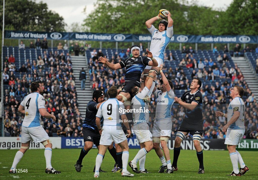 6 May 2011; Tom Ryder, Glasgow Warriors, wins possession for his side in the lineout ahead of Kevin McLaughlin, Leinster. Celtic League, Leinster v Glasgow Warriors, RDS, Ballsbridge, Dublin. Picture credit: Brian Lawless / SPORTSFILE