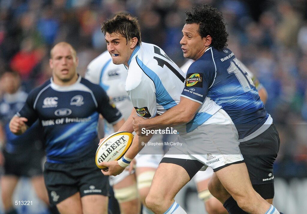 6 May 2011; Peter Murchie, Glasgow Warriors, is tackled by Isa Nacewa, Leinster. Celtic League, Leinster v Glasgow Warriors, RDS, Ballsbridge, Dublin. Picture credit: Stephen McCarthy / SPORTSFILE