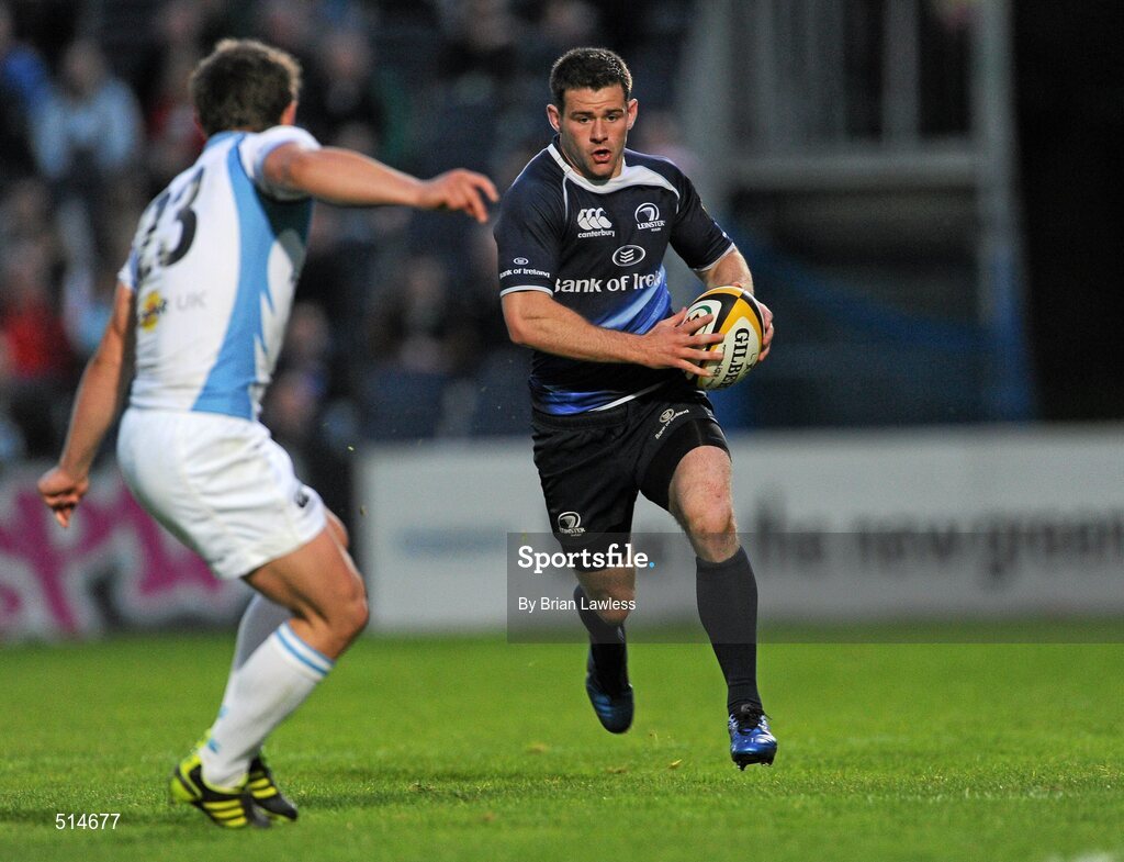 6 May 2011; Fergus McFadden, Leinster, in action against Peter Horne, Glasgow Warriors. Celtic League, Leinster v Glasgow Warriors, RDS, Ballsbridge, Dublin. Picture credit: Brian Lawless / SPORTSFILE