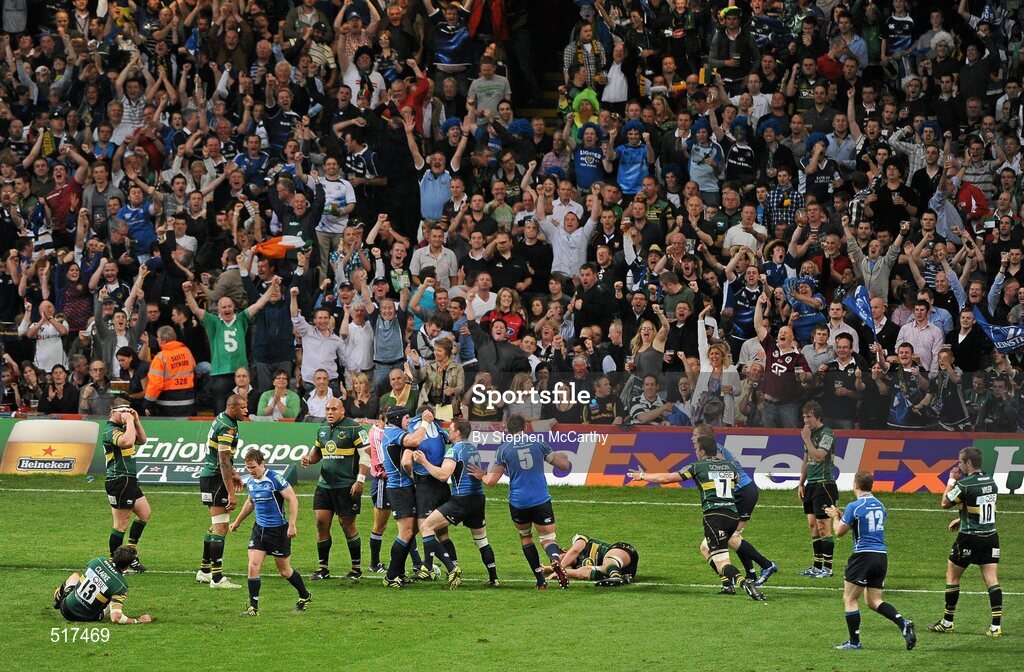 21 May 2011; Jonathan Sexton, Leinster, celebrates with team-mates Shane Jennings, left, and Brian O'Driscoll after scoring his side's second try. Heineken Cup Final, Leinster v Northampton Saints, Millennium Stadium, Cardiff, Wales. Picture credit: Stephen McCarthy / SPORTSFILE