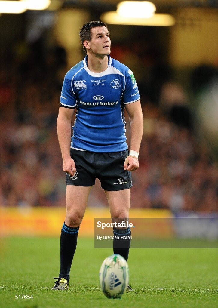21 May 2011; Jonathan Sexton, Leinster, prepares to kick a penalty. Heineken Cup Final, Leinster v Northampton Saints, Millennium Stadium, Cardiff, Wales. Picture credit: Brendan Moran / SPORTSFILE