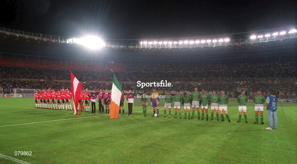 6 September 1995; Both team lineup prior to the UEFA European Championship Group 6 match between Austria and Republic of Ireland at the Ernst Happel Stadium in Vienna, Austria.