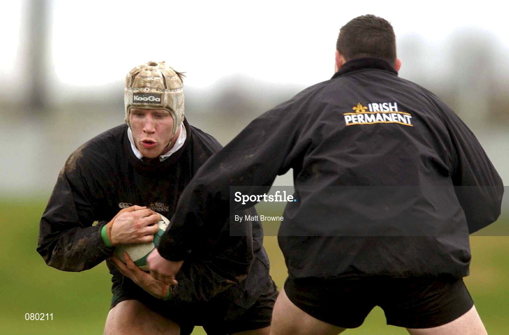 30 January 2002; Simon Easterby in action against David Wallace during Irish Rugby Squad Training at Dr Hickey Park in Greystones, Wicklow. Photo by Matt Browne/Sportsfile